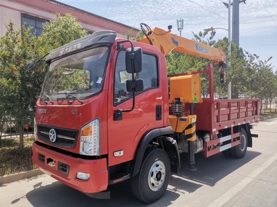 重汽3噸隨車吊可分期首付低，助你輕松搞定活動(dòng)板房搬運(yùn)